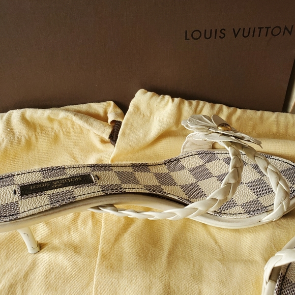 Louis Vuitton ladies sandals - Picture 5 of 16